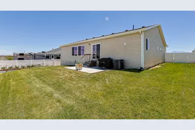 1112 W Honeycomb Dr, Grantsville, UT 84029 - Photo 29
