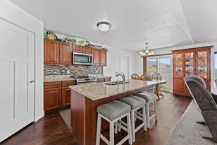 1112 W Honeycomb Dr, Grantsville, UT 84029 - Photo 17