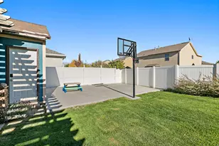 421 S Jordan Way W, Lehi, UT 84043 - Photo 31