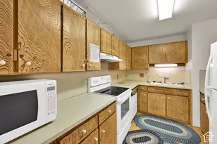4181 S Village Ln, Taylorsville, UT 84129 - Photo 35