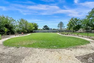 4181 S Village Ln, Taylorsville, UT 84129 - Photo 23