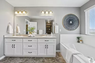 3963 W Sahara Dune Dr, South Jordan, UT 84009 - Photo 17