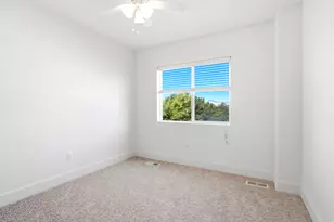 15207 S Charleville Cv W, Bluffdale, UT 84065 - Photo 29
