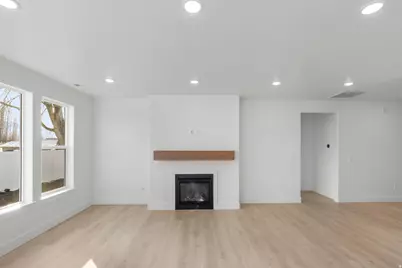 1644 W Rivergate Dr #230, Logan, UT 84321 - Photo 15