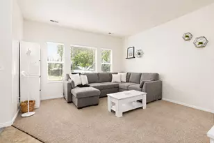 7876 S Dove Creek Ln, West Jordan, UT 84081 - Photo 7