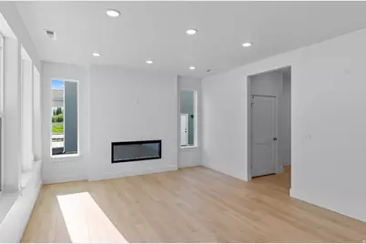 1237 W 500 Dr S #230, Logan, UT 84321 - Photo 7