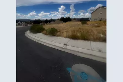 562 S 600 E #12, Nephi, UT 84648 - Photo 3