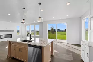 646 N 200 E, Providence, UT 84332 - Photo 9