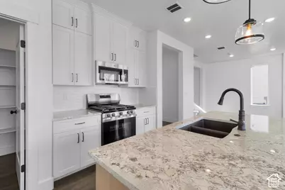 646 N 200 E, Providence, UT 84332 - Photo 9