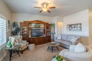 1068 N Lesa Ln, Washington, UT 84780 - Photo 3