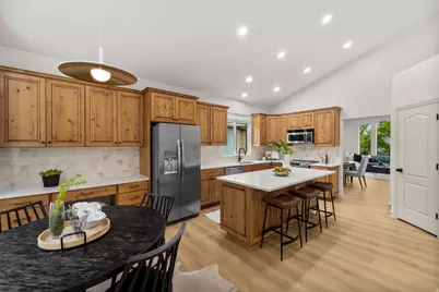 340 E Brayden Way, Draper, UT 84020 - Photo 5