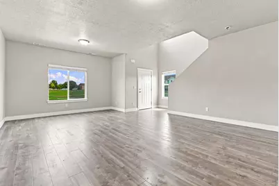 4504 N Frontier St, Eagle Mountain, UT 84005 - Photo 13
