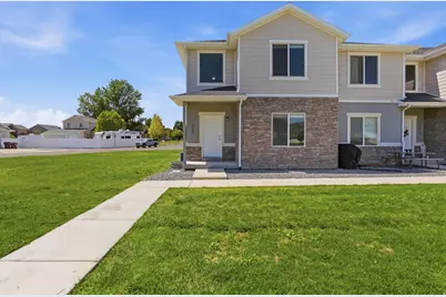 4504 N Frontier St, Eagle Mountain, UT 84005 - Photo 9
