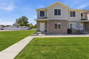 4504 N Frontier St, Eagle Mountain, UT 84005 - Photo 9