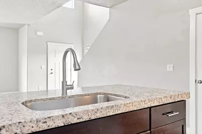 4504 N Frontier St, Eagle Mountain, UT 84005 - Photo 17