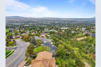 671 E Chelsea Dr S, Bountiful, UT 84010 - Photo 39