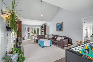 671 E Chelsea Dr S, Bountiful, UT 84010 - Photo 5