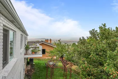 671 E Chelsea Dr S, Bountiful, UT 84010 - Photo 23