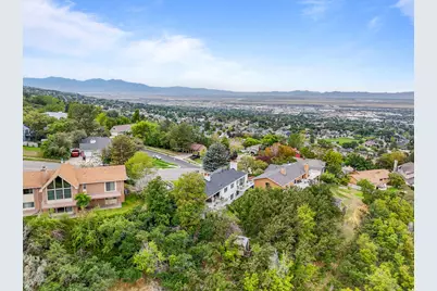 671 E Chelsea Dr S, Bountiful, UT 84010 - Photo 41