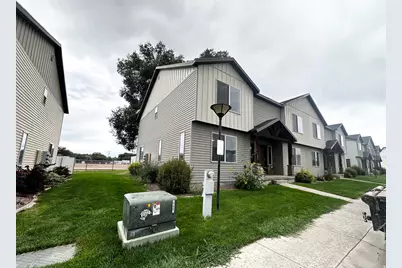 471 N Cottonwood Cir, Roosevelt, UT 84066 - Photo 27