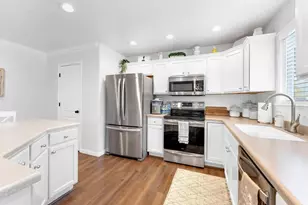 1956 Tuscany Dr, Saratoga Springs, UT 84045 - Photo 15