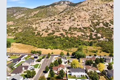 1383 N Chilly Peak Cir, Ogden, UT 84404 - Photo 35