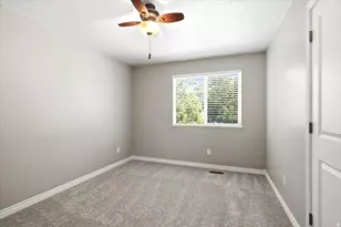 1383 N Chilly Peak Circle, Ogden, UT 84404 - Photo 17