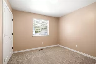 1383 N Chilly Peak Circle, Ogden, UT 84404 - Photo 19