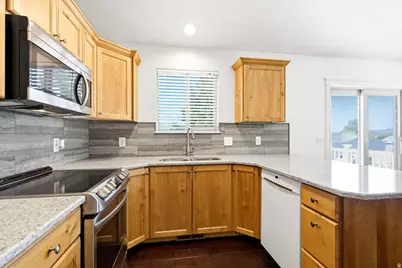 1383 N Chilly Peak Cir, Ogden, UT 84404 - Photo 11