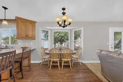 2536 W Crimson Ct S, Taylorsville, UT 84129 - Photo 17