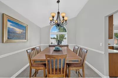 2536 W Crimson Ct S, Taylorsville, UT 84129 - Photo 11