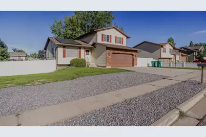 2611 N 1600 E, Layton, UT 84040 - Photo 5