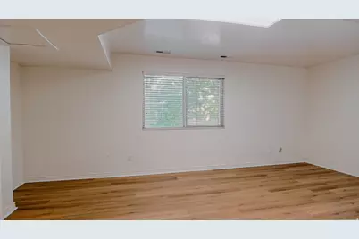 2611 N 1600 E, Layton, UT 84040 - Photo 17