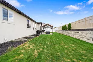 3577 S Garibaldi Wy, Saratoga Springs, UT 84045 - Photo 55