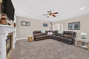 278 E Larsen Ln, Harrisville, UT 84404 - Photo 9