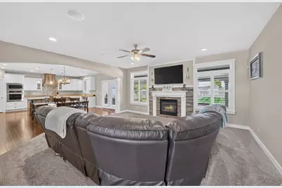 278 E Larsen Ln, Harrisville, UT 84404 - Photo 7