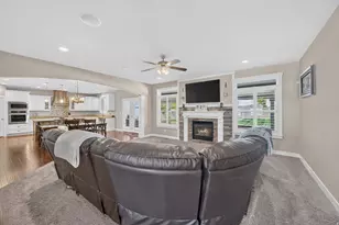 278 E Larsen Ln, Harrisville, UT 84404 - Photo 7