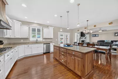 278 E Larsen Ln, Harrisville, UT 84404 - Photo 13