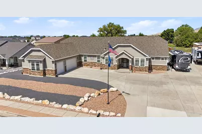 278 E Larsen Ln, Harrisville, UT 84404 - Photo 3