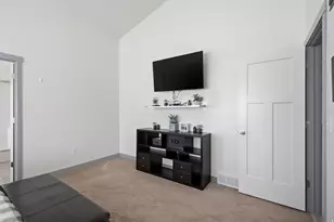 7245 W Silhouette Ln S, West Jordan, UT 84081 - Photo 33