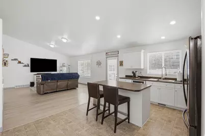 7245 W Silhouette Ln S, West Jordan, UT 84081 - Photo 25