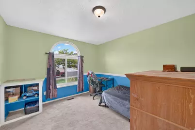 953 N 1430 E, Tooele, UT 84074 - Photo 21