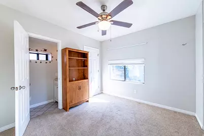 527 N Main St, Hurricane, UT 84737 - Photo 15