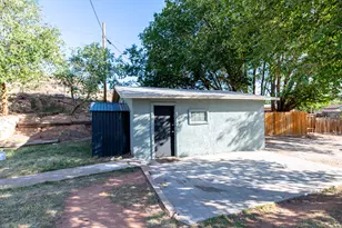 527 N Main St, Hurricane, UT 84737 - Photo 21