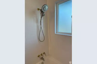 4460 S Summerwood St W, Taylorsville, UT 84123 - Photo 19