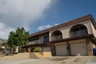 2546 E Campus Dr, Cottonwood Heights, UT 84121 - Photo 5