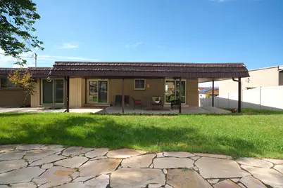 2546 E Campus Dr, Cottonwood Heights, UT 84121 - Photo 7