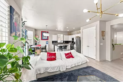 9572 S Lea Heather Way, West Jordan, UT 84081 - Photo 5