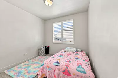 9572 S Lea Heather Way, West Jordan, UT 84081 - Photo 17