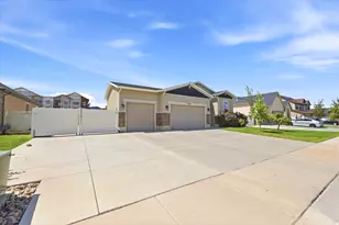 9572 S Lea Heather Way, West Jordan, UT 84081 - Photo 41